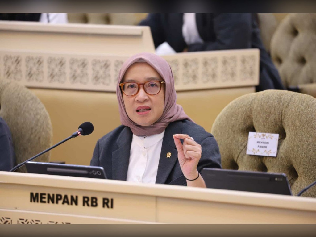 Menteri PAN-RB rini